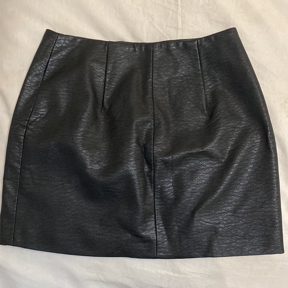 H&M Skirts Hm Black Faux Leather Skirt Poshmark